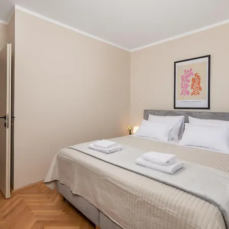 Seaview Garden Premium Apartament *