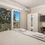 Seaview Garden Premium *