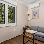 Seaview Garden Premium * كوسترينا