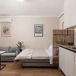 Seaview Garden Premium كوسترينا