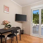Seaview Garden Premium * كوسترينا