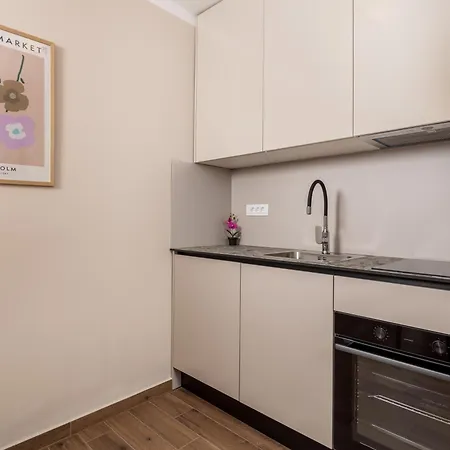 Seaview Garden Premium