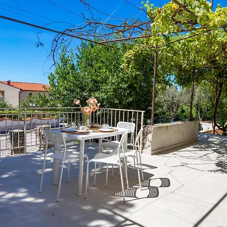 Seaview Garden Premium Daire