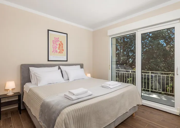 Seaview Garden Premium Apartment *