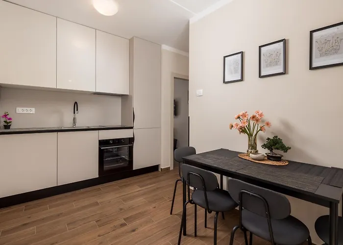 Seaview Garden Premium Apartment