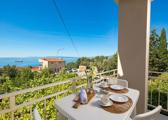 Seaview Garden Premium Apartment