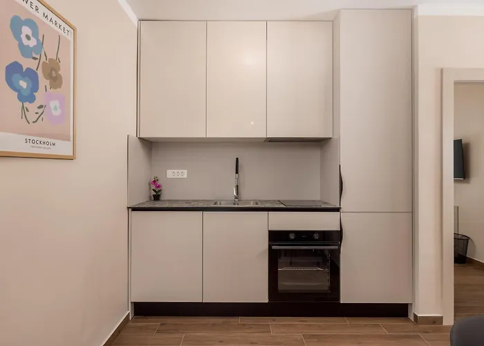 Apartment Seaview Garden Premium Kostrena