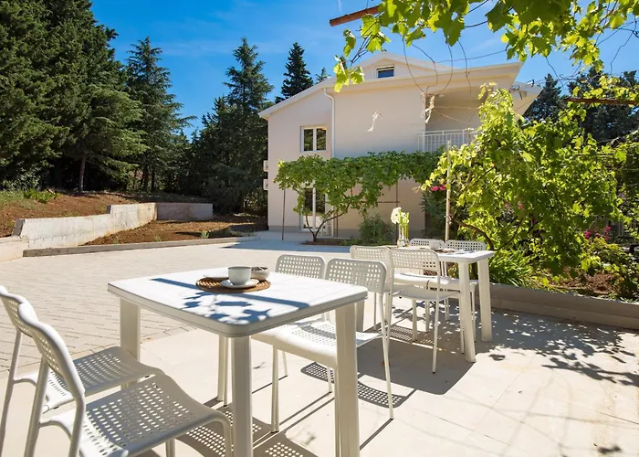 Seaview Garden Premium *
